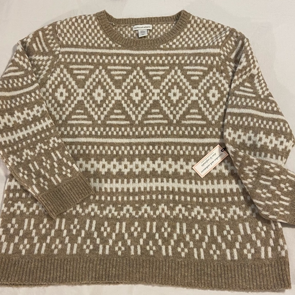 ⭐️SOLD⭐️ Cupcakes & Cashmere Fair Isle Sweater - Picture 9 of 11